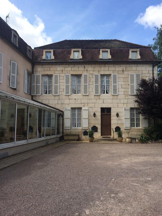 Hotel Des Cymaises Semur-en-Auxois Exterior photo